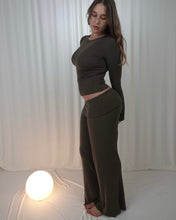 将图片加载到图库查看器,Mud Ella Pant