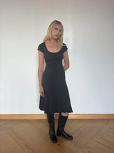 将图片加载到图库查看器,Ash Mai Dress