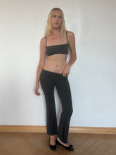 将图片加载到图库查看器,Ash Mia Pant