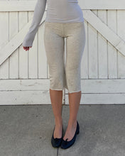 将图片加载到图库查看器,Grey Striped Mia Capri