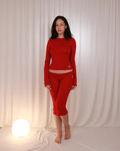 Load image into Gallery viewer, Ghetto Moon Red Capri
